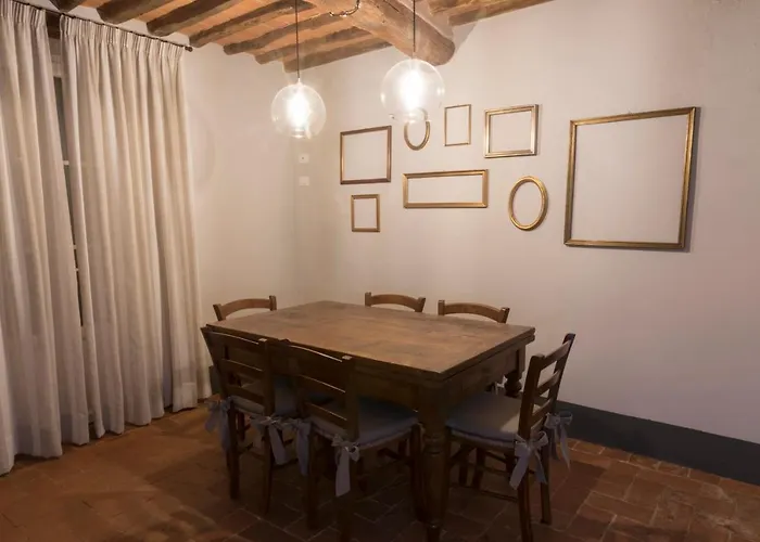 Casale L'oliveta 빌라 Buti